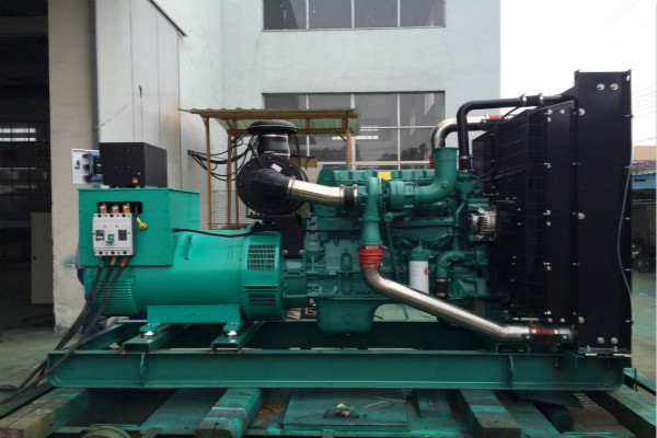 靜音柴油發(fā)電機組中冷器清洗方法和作用